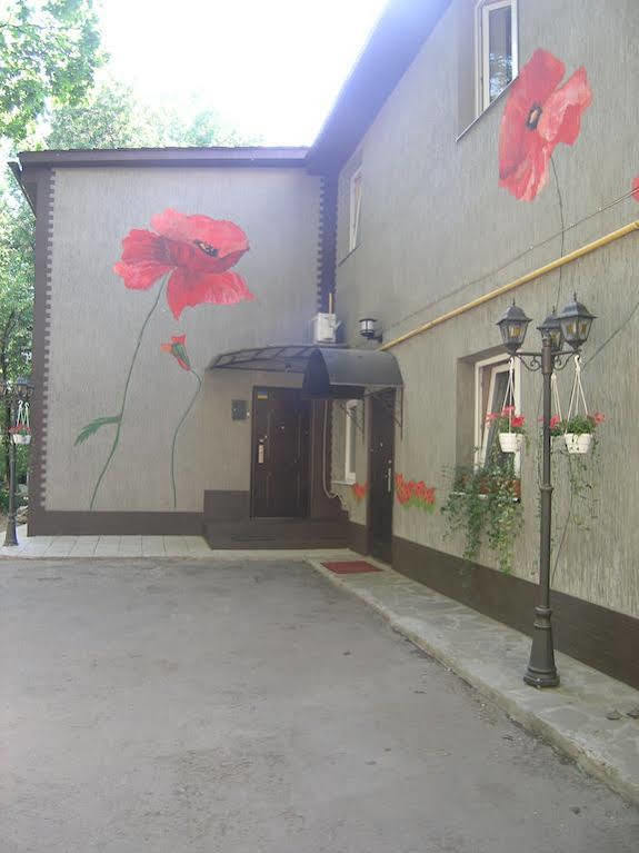 Art Villa On Sumskaya Street Kharkiv Eksteriør bilde