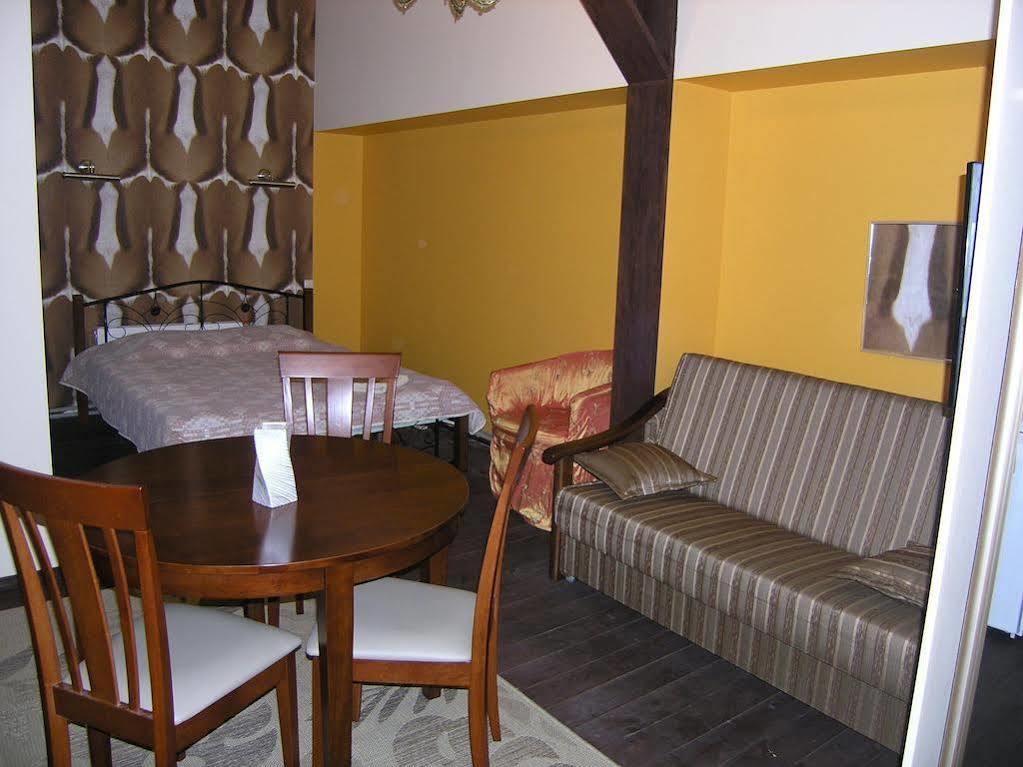 Art Villa On Sumskaya Street Kharkiv Eksteriør bilde