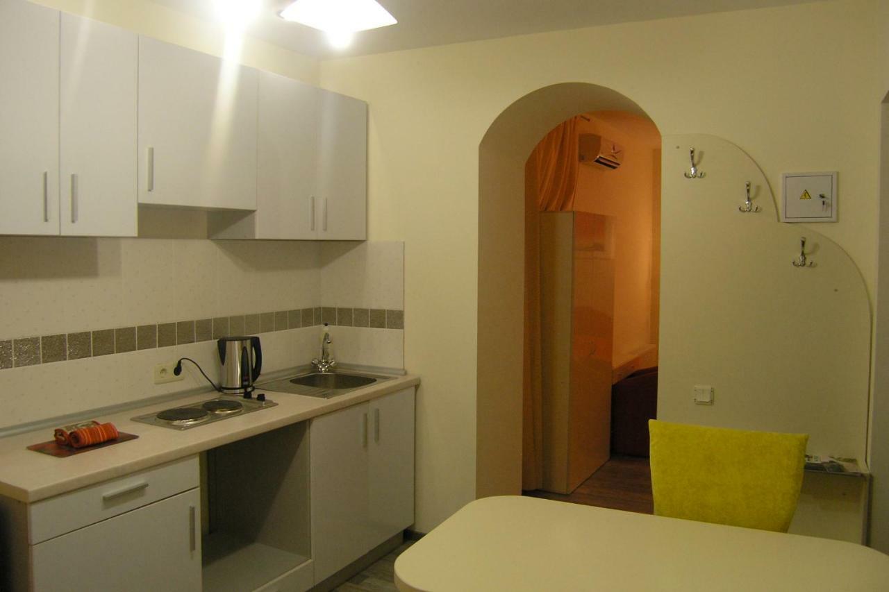 Art Villa On Sumskaya Street Kharkiv Eksteriør bilde